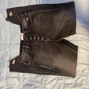 I worn these for a photo shoot and haven’t worn them since:)